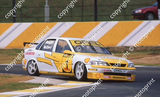 1996 Kya Fleetcare Intnl 1 Mike Briggs, Grant McCLeery Vectra (Watling Photo) (3)