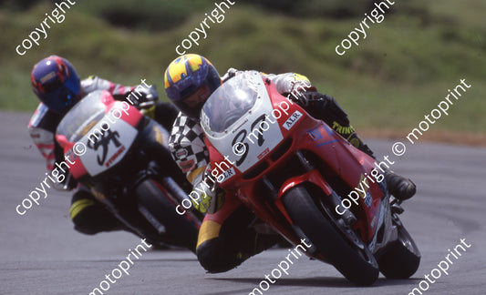 1997 EL MC 37 Noel Haarhoff Kawasaki ZXr600 34 Lee Oxley HOnda CBR600 (Watling Photo)