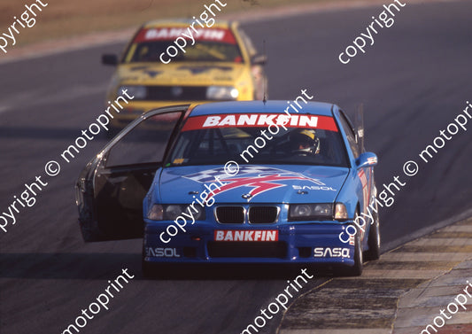 1997 Kya Bankfin 3 Shaun vd Linde BMW318is opening the door to (Watling Photo) (7)