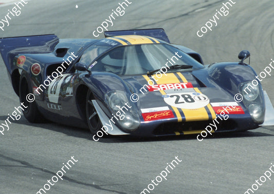 1998 Kya Dec ISP 28 Chris O'Neill Lola T70 (Colin Watling Photographic) (1)
