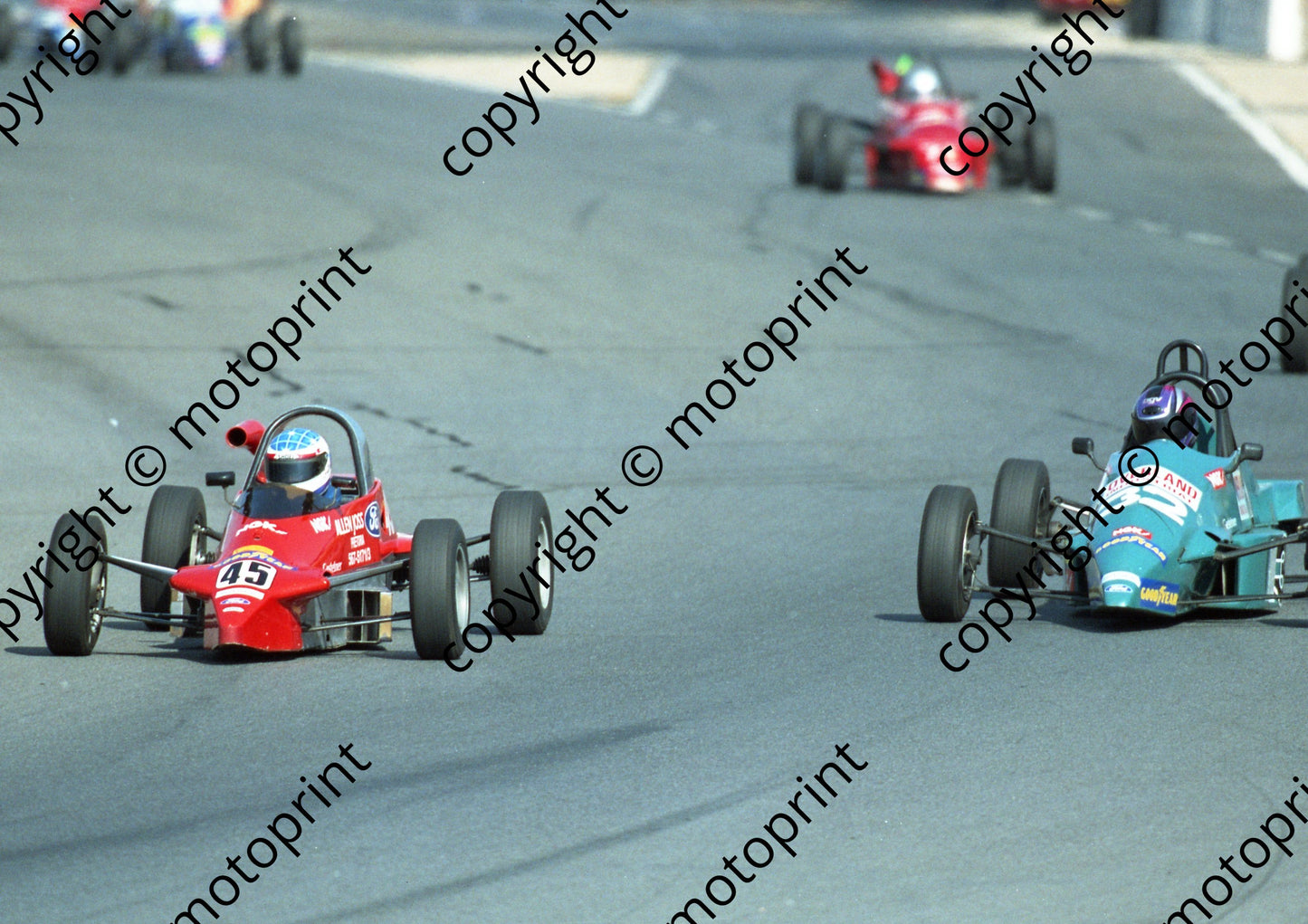 1998 Kya Nov FF 45 Brian Greyling Royale RP24 32.....  (Colin Watling Photographic) (2)