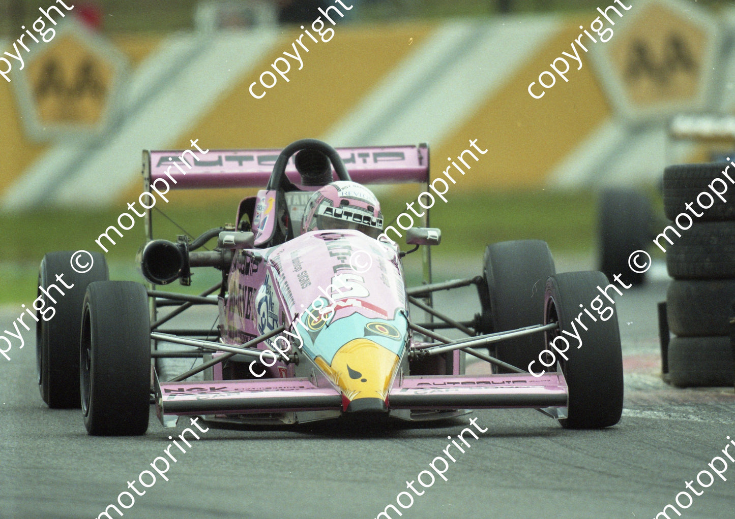 1998 Kya Nov GTi 5 Tannith Gardner Swift 92 (Colin Watling Photographic) (2)