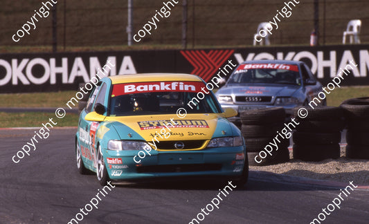1999 Kya Bankfin 8 Shaun Watson-Smith Vectra (Watling Photo) (26)