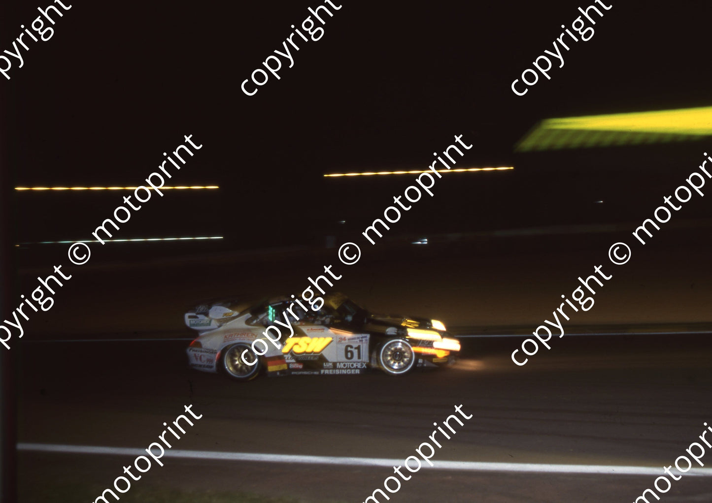 1999 Le Mans 61 Kaufmann, Ligonnet, Palmberger Porsche 993 GT2 blur (Watling Photo)
