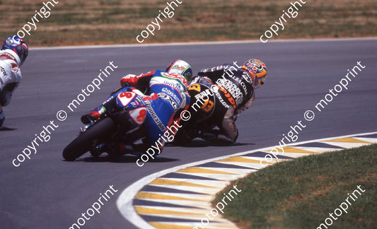 1999 Phakisa SA GP 125 13 Melandri Honda 21 Vincent 8 Scalvini both Aprilias (Colin Watling Photographic) (9)