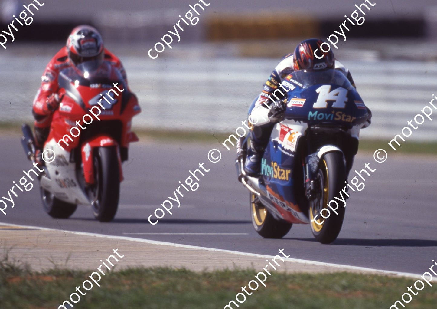 1999 Phakisa SA GP 500 4 Carlos Checa Yamaha, 14  Juan Borja Honda (Watling Photo)