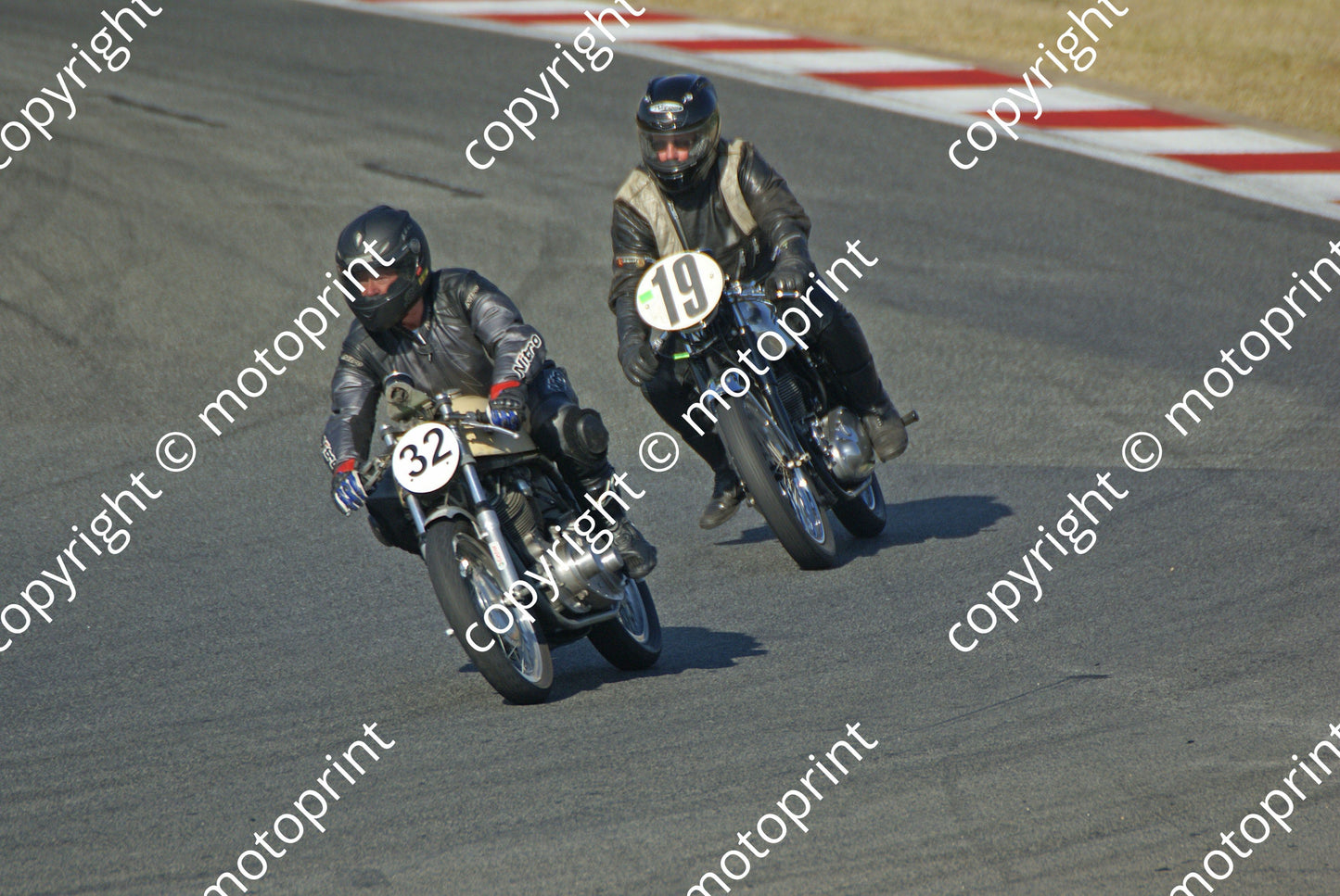 19 Lockwood 32 Barson DSC00413