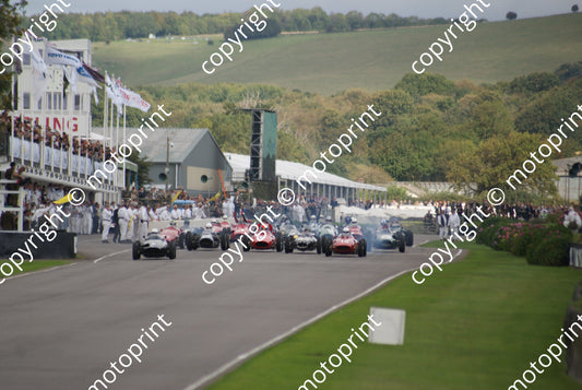 1 start note 2 Ferraris stalled (5)