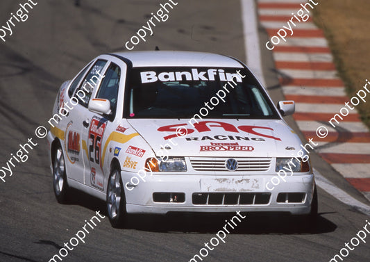 2000 Kya Bankfin 26 Bevan Masters GOlf (Watling Photo) (1)