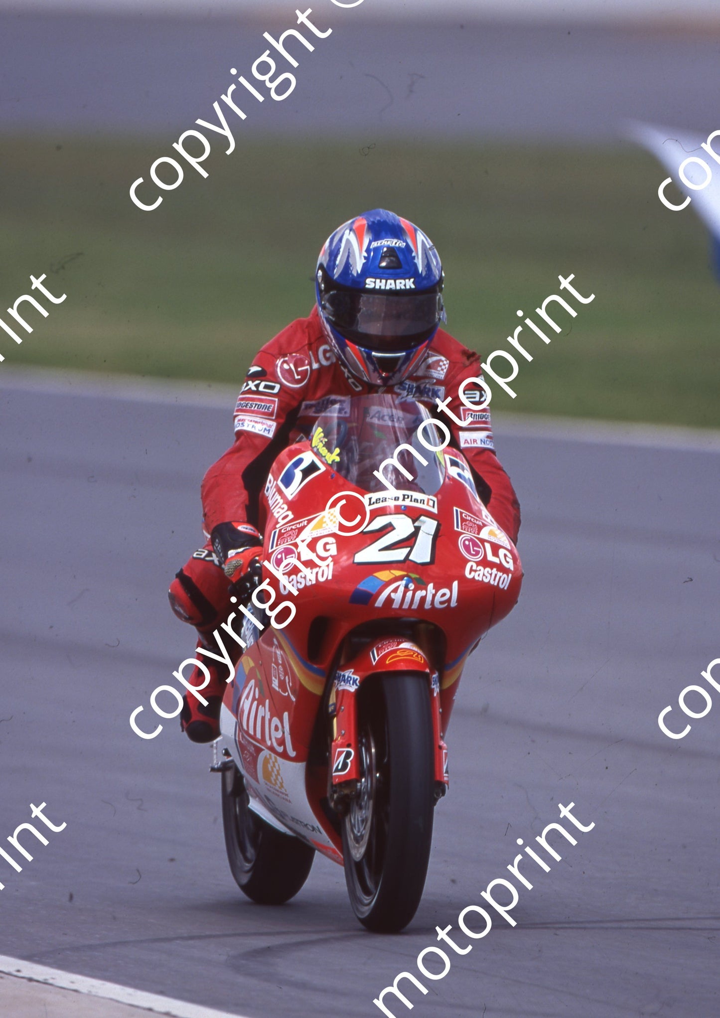 2000 Phakisa SA GP 125 21 Arnaud Vincent Aprilia  1st (Colin Watling Photographic) (1)