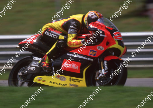 2000 Phakisa SA GP 250 21 Franco Battaini Aprilia (Colin Watling Photographic) (3)