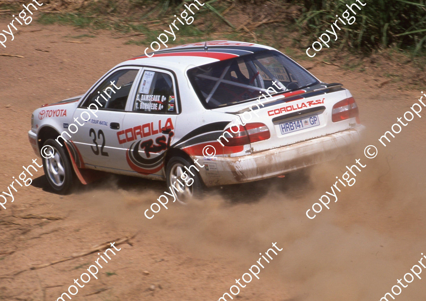 2000 Tour Natal Rally 32 Serge Damseaux, Vito Bonafede Toyota (Colin Watling Photographic) (79)
