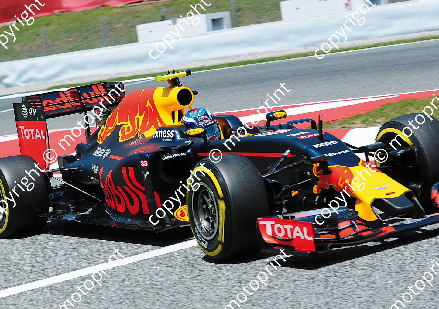 2016 33 Max Verstappen Red Bull RB12 (courtesy Paolo D'Alessio) (36)