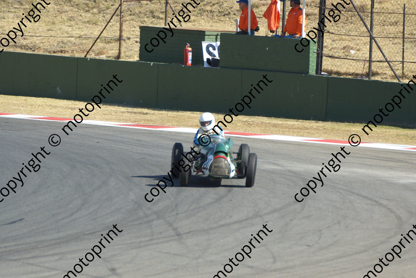 20 E Green DSC00675