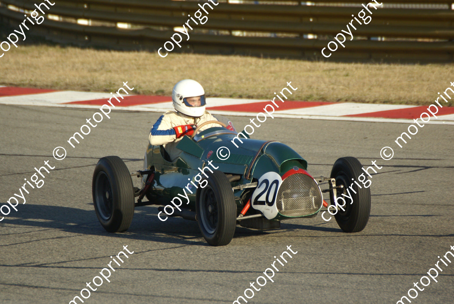 20 E Green DSC00822