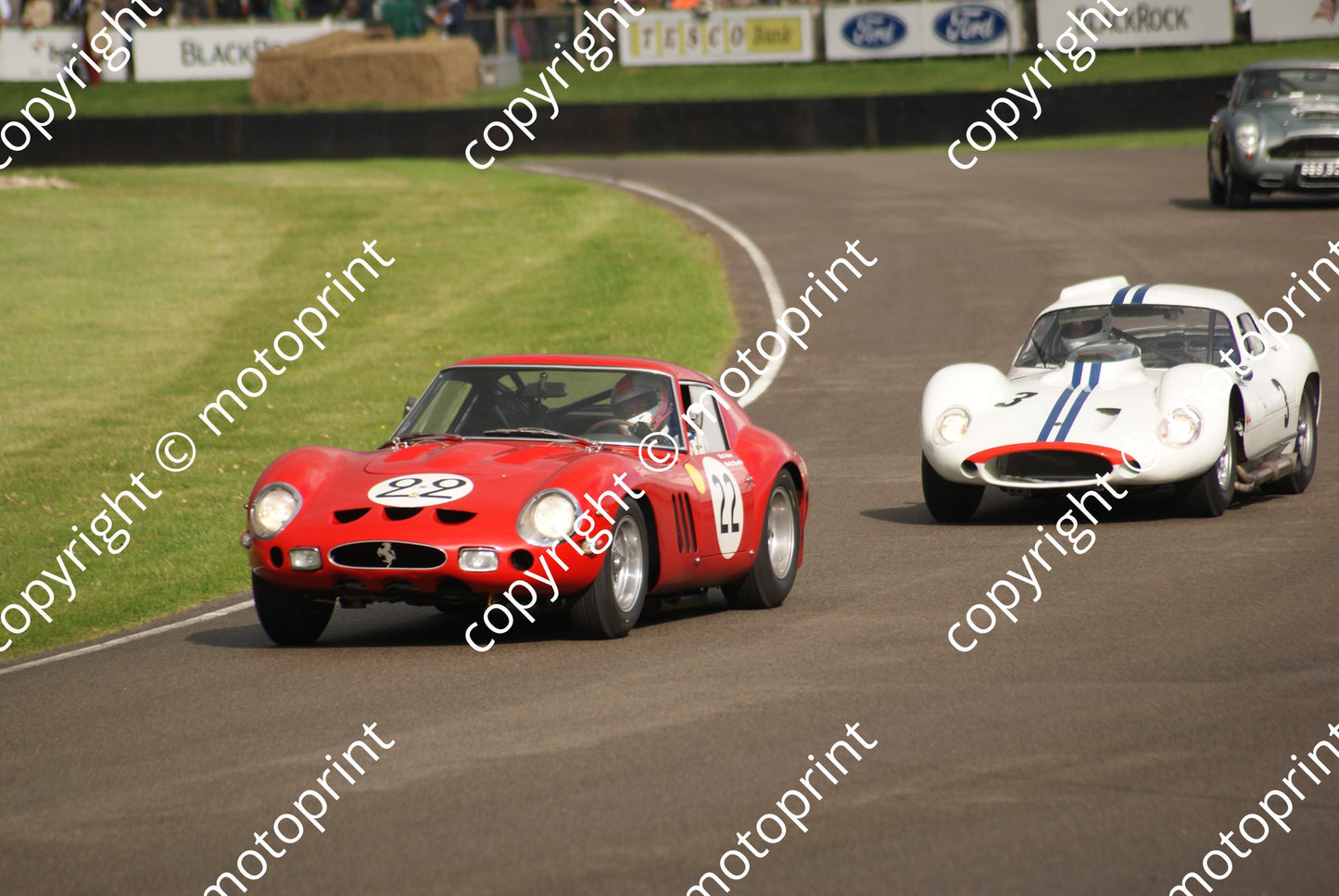 22 Brundle Hales Ferrari 250GTO, 3 Derek Hill Colasacco Maserati Type 151 (18)