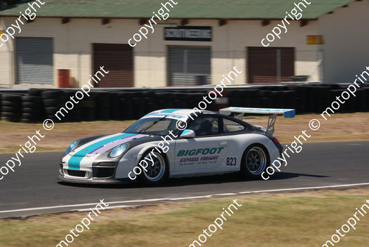 23 Sun Moodley Andrew Culbert Porsche 911GT3 practice (1)
