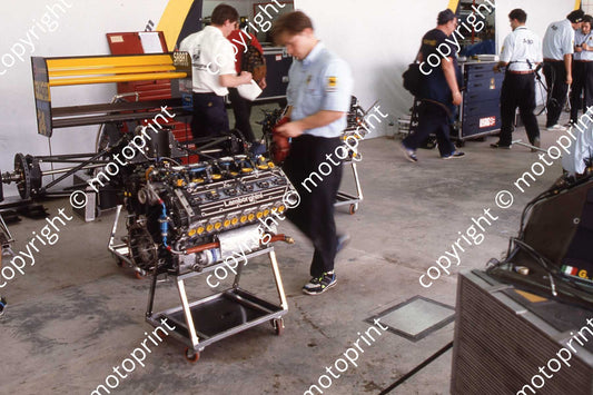 24 Gianni Morbidelli Minardi M191B scanned 10x15 cm (courtesy Roger Swan) (3)