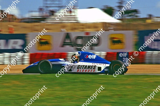 25 Thierry Boutsen Ligier JS37 017357 (Courtesy Roger Swan) (16)