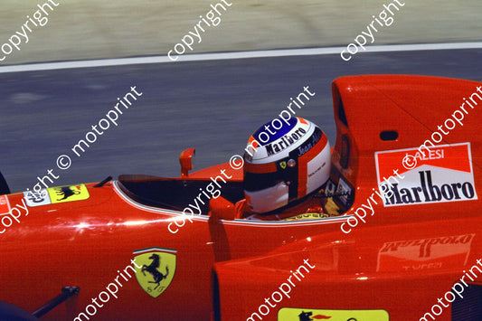 27 Jean Alesi Ferrari F92A 07716 (courtesy Roger Swan) (2)