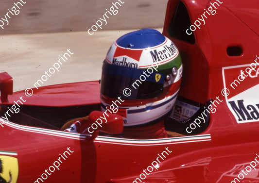 28 Ivan Capelli Ferrari F92A A4 scan 05676 (courtesy Roger Swan) (29)