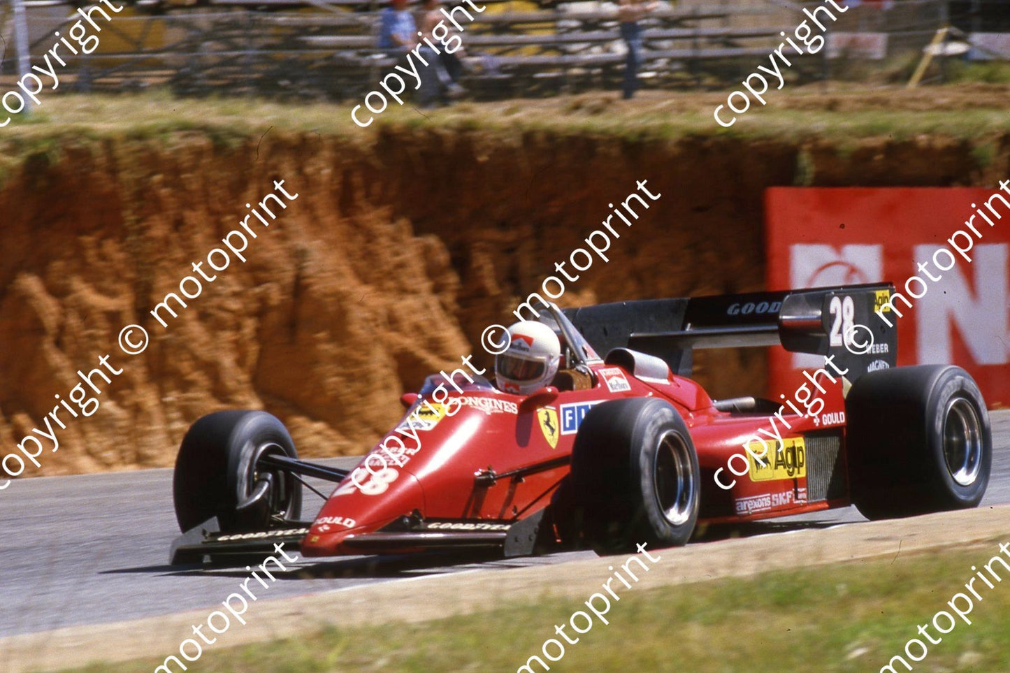 28 Rene Arnoux Ferrari 126C4 (courtesy Roger Swan) (8)