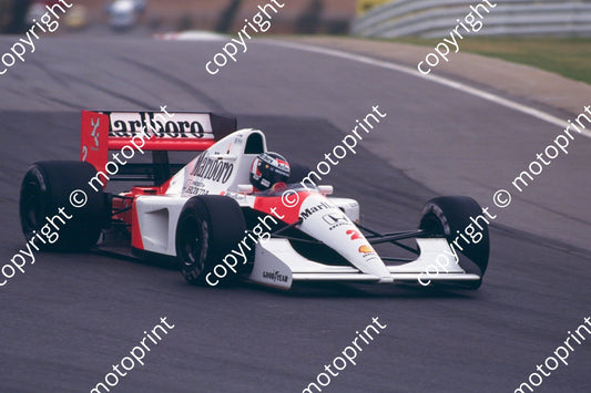2 Gerhard Berger McLaren MP4-6b 07761 (courtesy Roger Swan) (12)