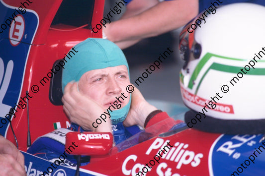 32 Stefano Modena Jordan 192 05678 (courtesy Roger Swan) (17)