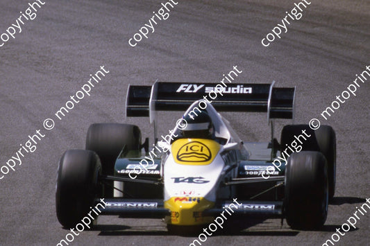 5 Jacques Laffite Williams Honda FW09 (courtesy Roger Swan) (1)