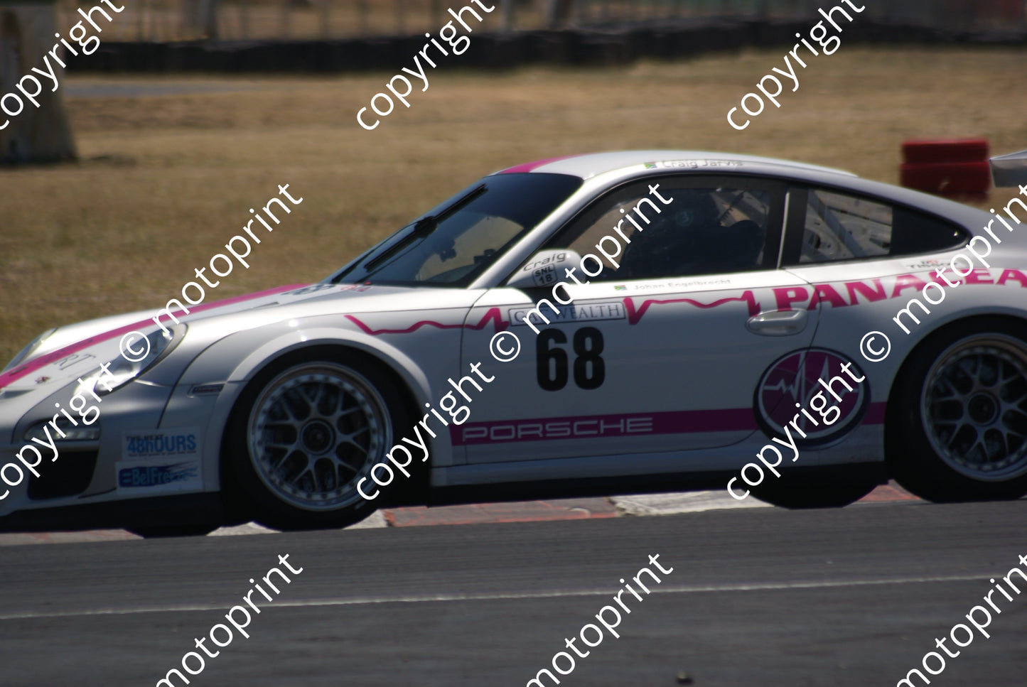 68 Craig Jarvis Johan Engelbrecht Porsche 911GT3 practice (2)