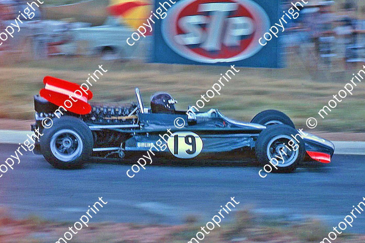 8714 Jackie Oliver BRM P153 SA GP 1970 (thanks R Tudor-Owen)