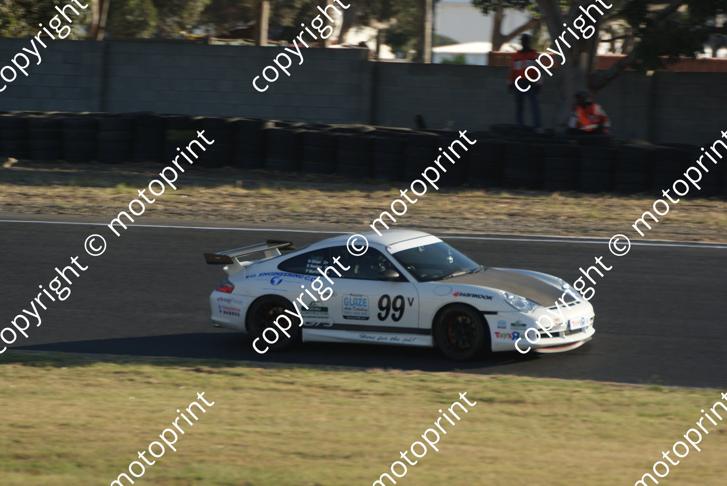 99 Pierre Martins, Neeraj Ghazi, Knuben Naidoo Porsche 911GT3 (3)