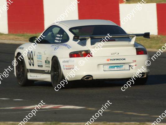 99 Pierre Martins, Neeraj Ghazi, Knuben Naidoo Porsche 911GT3 (4)