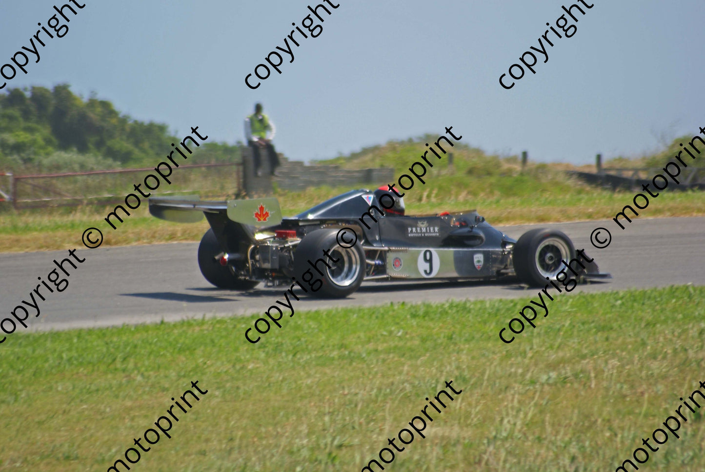 9 Fred Phillips Lola T460 Formula Atalatic (10)