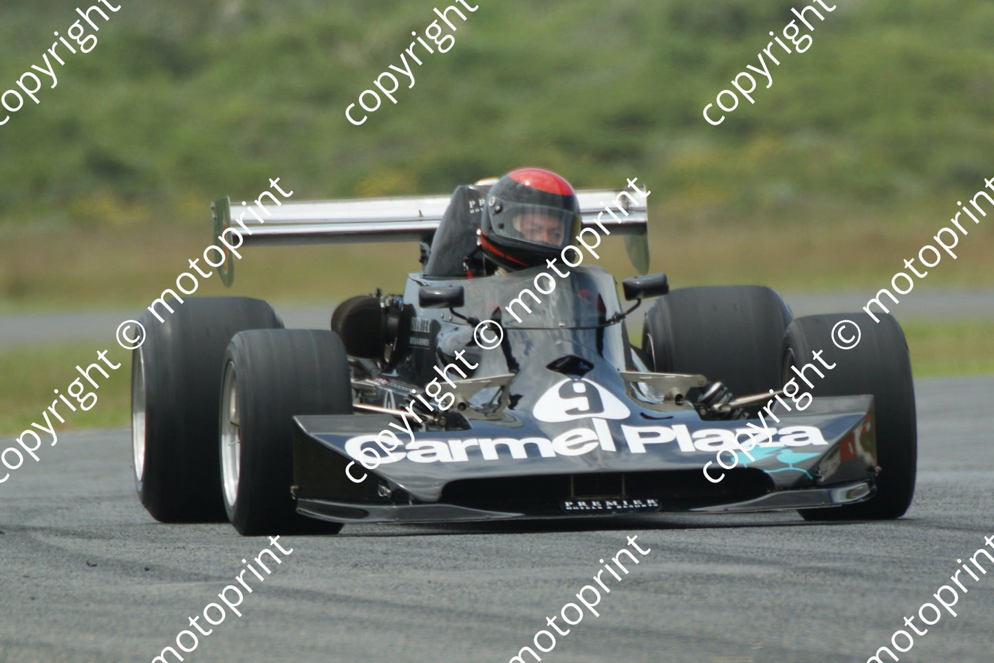 9 Fred Phillips Lola T460 Formula Atlantic ed(2)