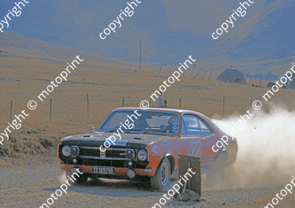 1970 Total 22 Herman Fekken, Stuart Pegg  Monaro (Ben van Rensburg)  (1)