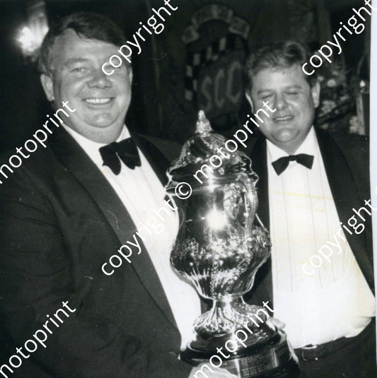 Glenn Rowden right, Deryck Spence of Castrol with Ken Lee Memorial Trophy 356 (1)