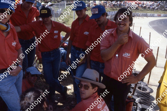Kyalami marshalls  (courtesy Roger Swan)085