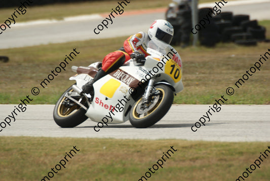 MC 10 Grant Suzuki RG500 21 Jan Aldo Scrib  (105)