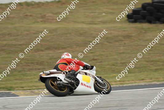 MC 10 Grant Suzuki RG500 21 Jan Aldo Scrib  (208)