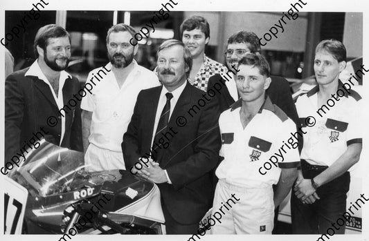 MC 1985 BP Suzuki team Les van Breda, Dr Gouws, Mike Murray (BP) H Scott, Rod Gray, Gavin Ramsay, R Coutts 265