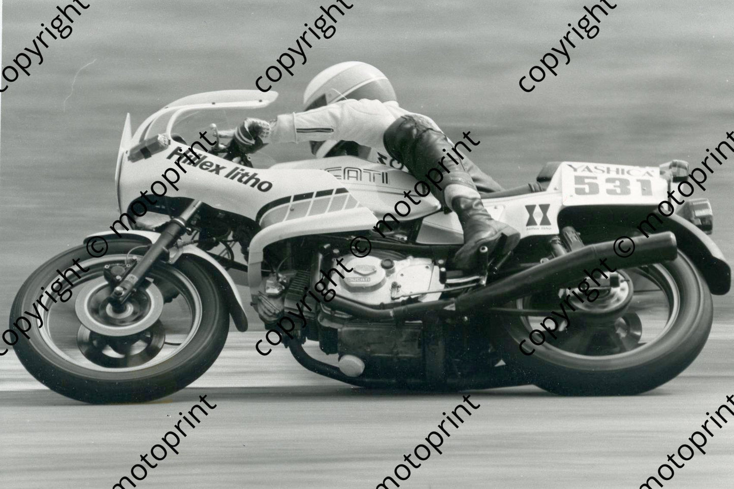 MC 1985 Yashica series D Petersen Ducati 207