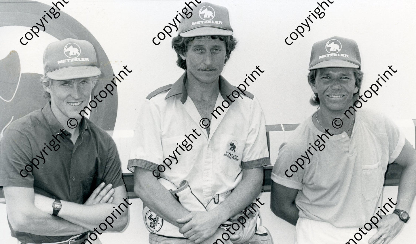 MC 1987 Metzeler sponsored Hein Lategan 400 class, Wayne Heasman 750 class, Rob Petersen 600 class, 153