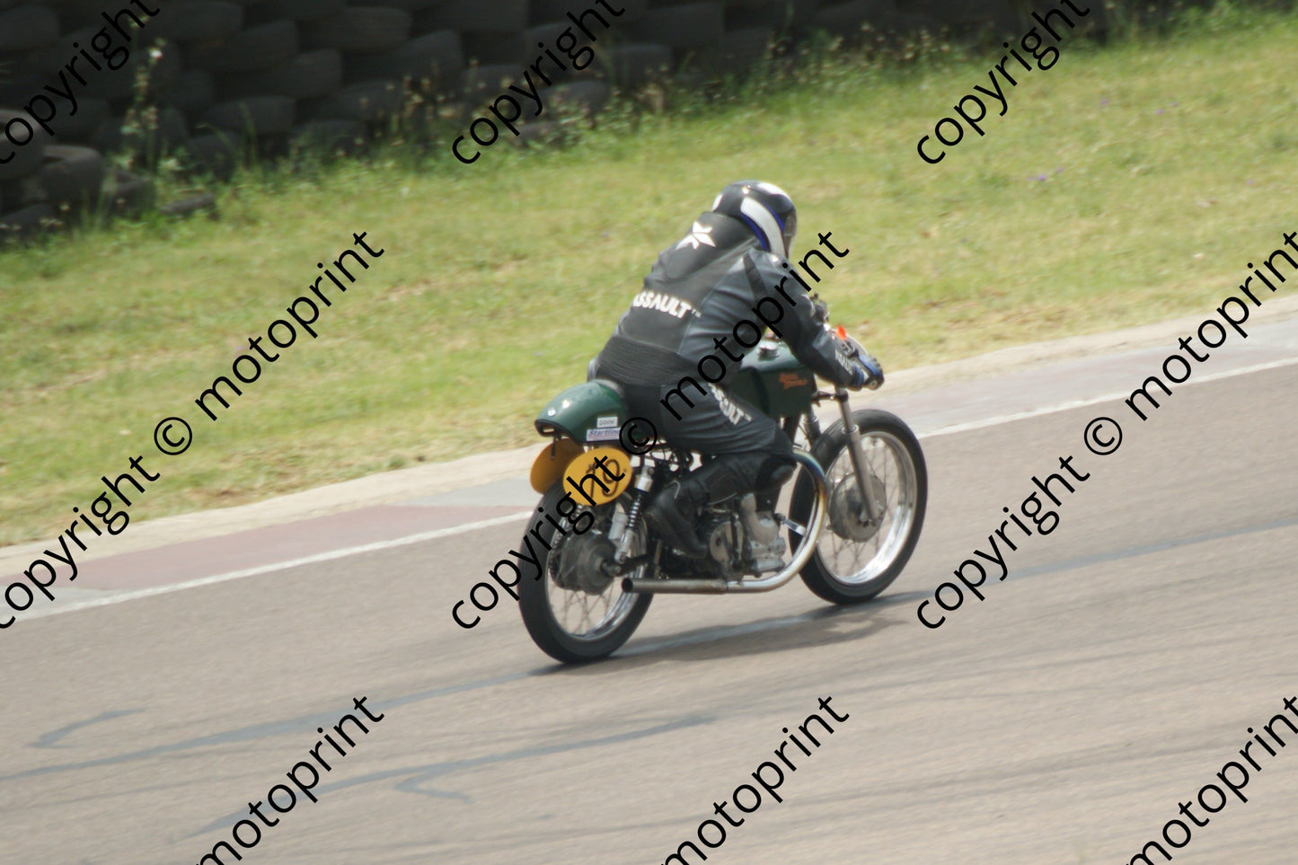 MC 19 De Beer Royal Enfield 29 Jan Zwartkops  (100)