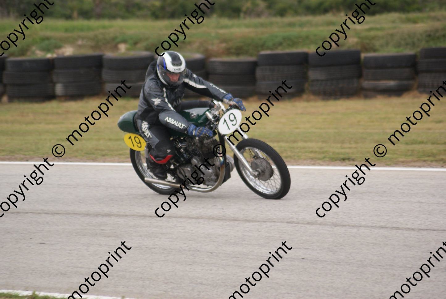 MC 19 Dion De Beer Royal Enfield 21 Jan Aldo Scrib  (54)