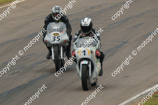 MC 1 Phil Read Suzuki 35 Labuschagne Matchless 29 Jan Zwartkops  (107)