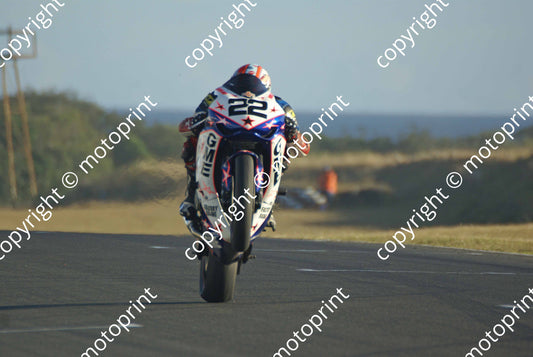 MC 22 wheelie DSC08392