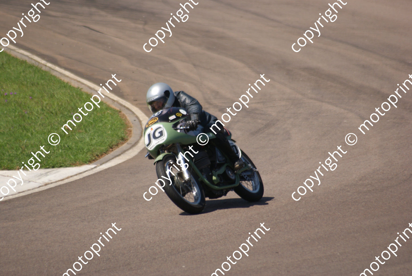 MC 30 JG Guthrie Sunday  DSC08491