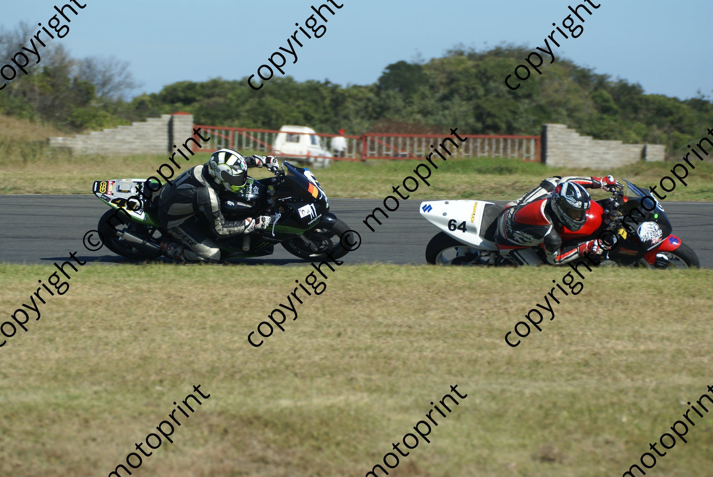 MC 64 41 DSC08128
