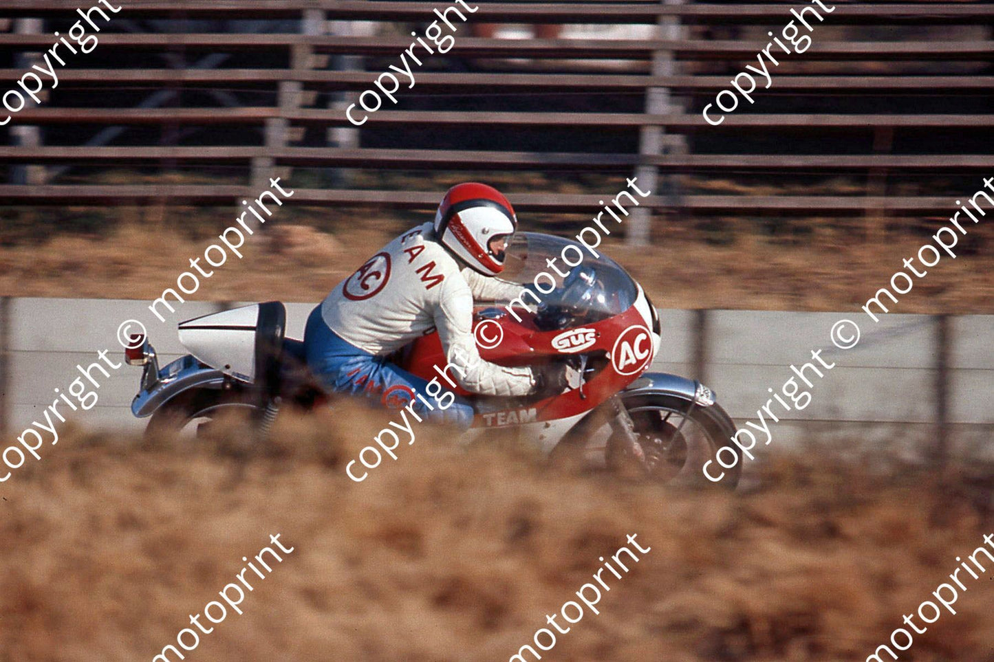 MC Dennis Guscott Team AC Honda 750